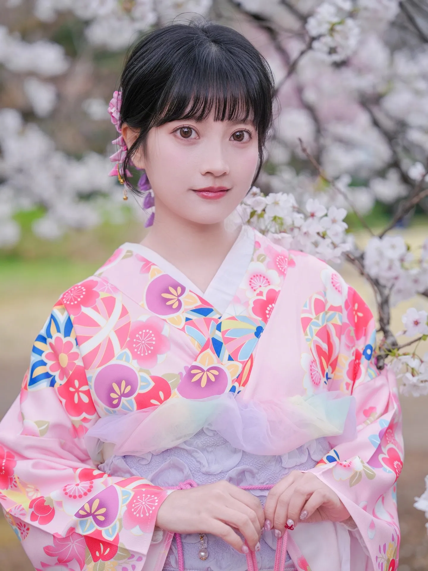 女性用着物風ピンク色の花柄プリント、モダンな浴衣セット、コスプレ衣装、写真撮影用ヴィンテージロングドレス