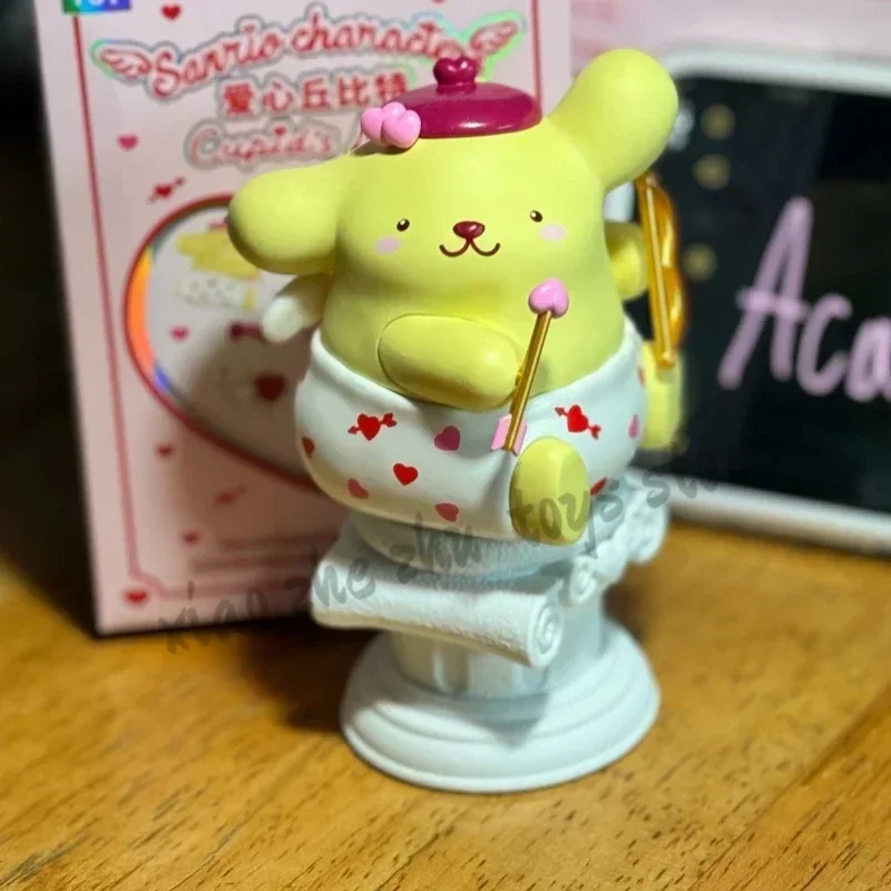 Sanrio Family Love Cupid 520 Limited Blind Box, juguetes de moda, lindo Pochacco Kuromi Mystery Box, modelo de decoración de dibujos animados, colecciona regalo