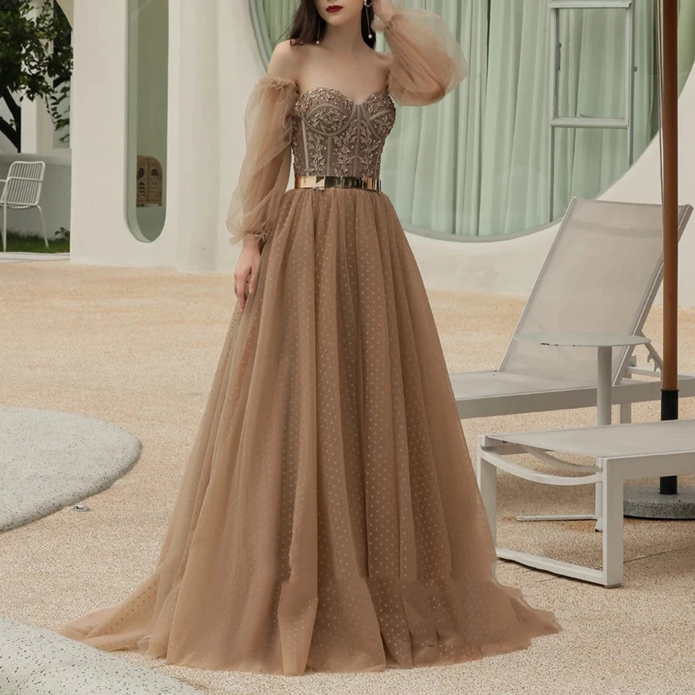 

Simple Long Bridesmaid Dresses for Ladies Sweetheart Neck Backless Full Sleeves Lace Appliques Cocktail Party Gown