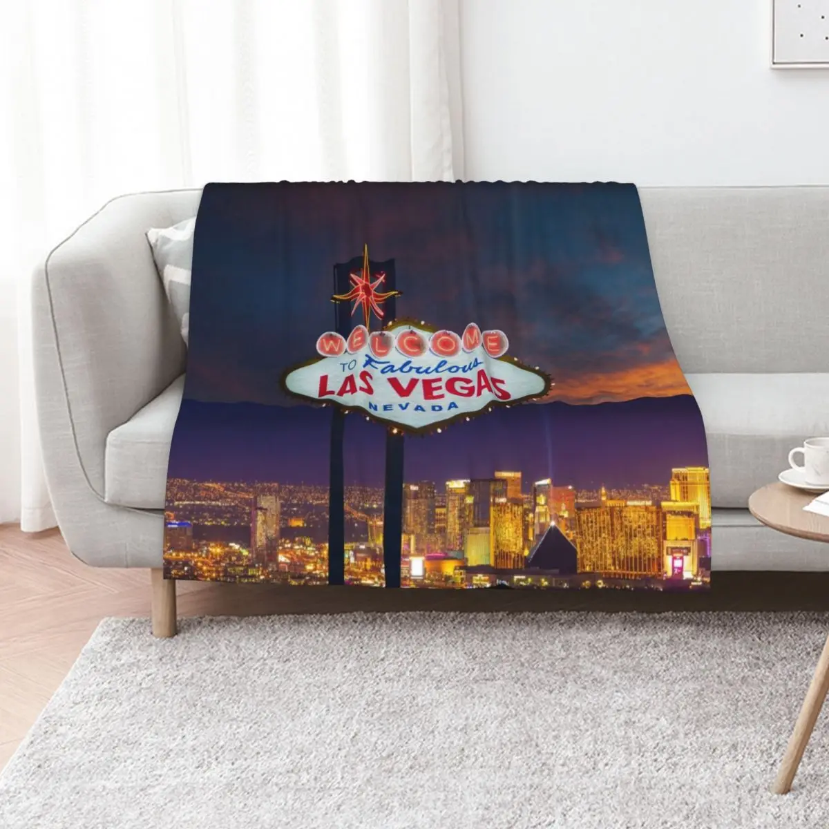 Las Vegas Throw Blanket anime Winter beds Sofas Weighted Plaid on the sofa manga Blankets