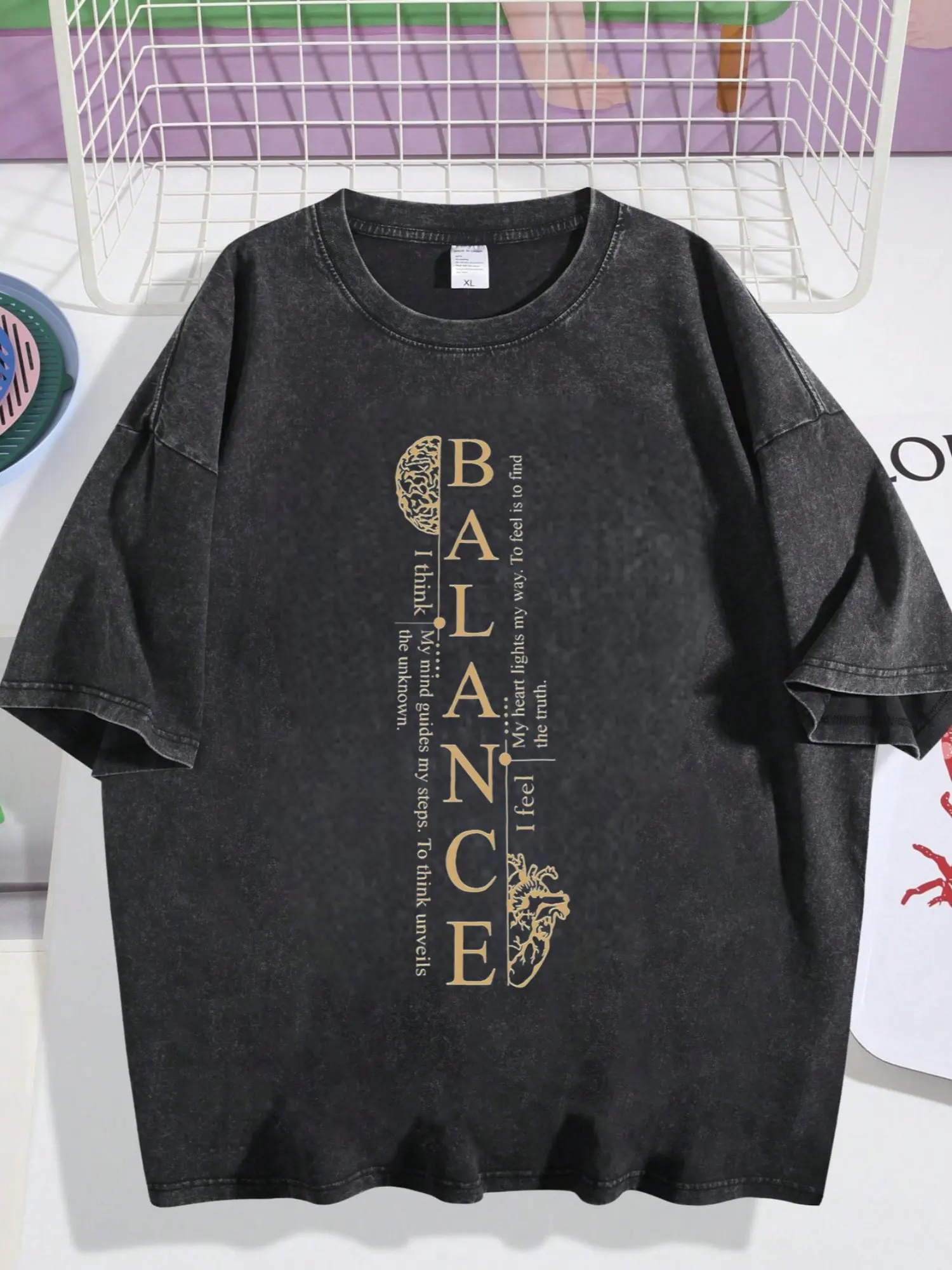 

Men's distressed humorous letter and cartoon character printed round neck short sleeved washed cotton T-shirt