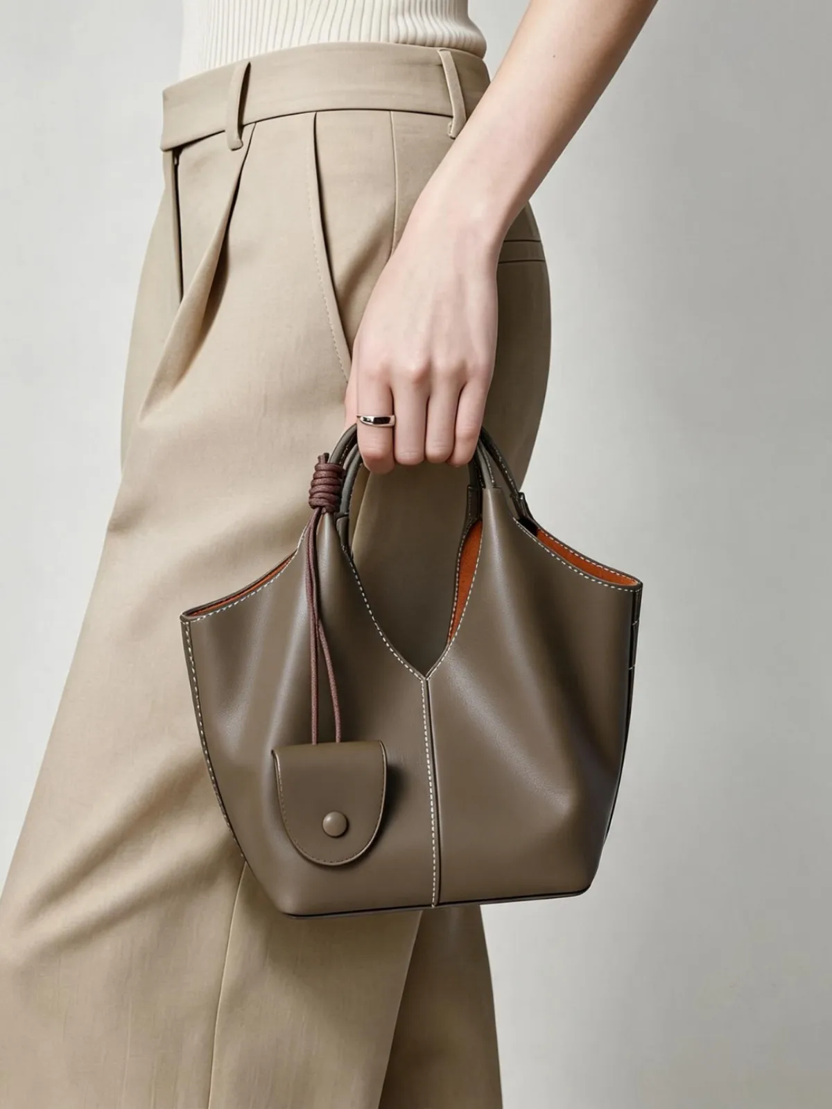 Lazy Style Women's Bags 2026 Light Luxury Niche Crossbody Bag, Versatile Commuter Large-Capacity Shoulder & Underarm Bag for Lad