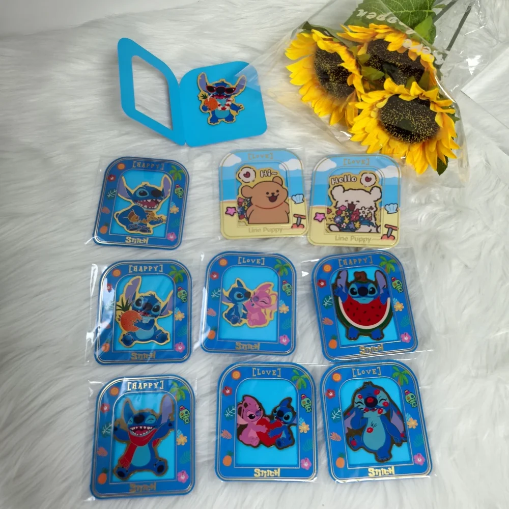 Beast Kingdom nuevo 2025 Lilo & Stitch Line cachorro lindo personaje de dibujos animados pegatinas de lámina dorada decoración de fiesta colección regalo periferia