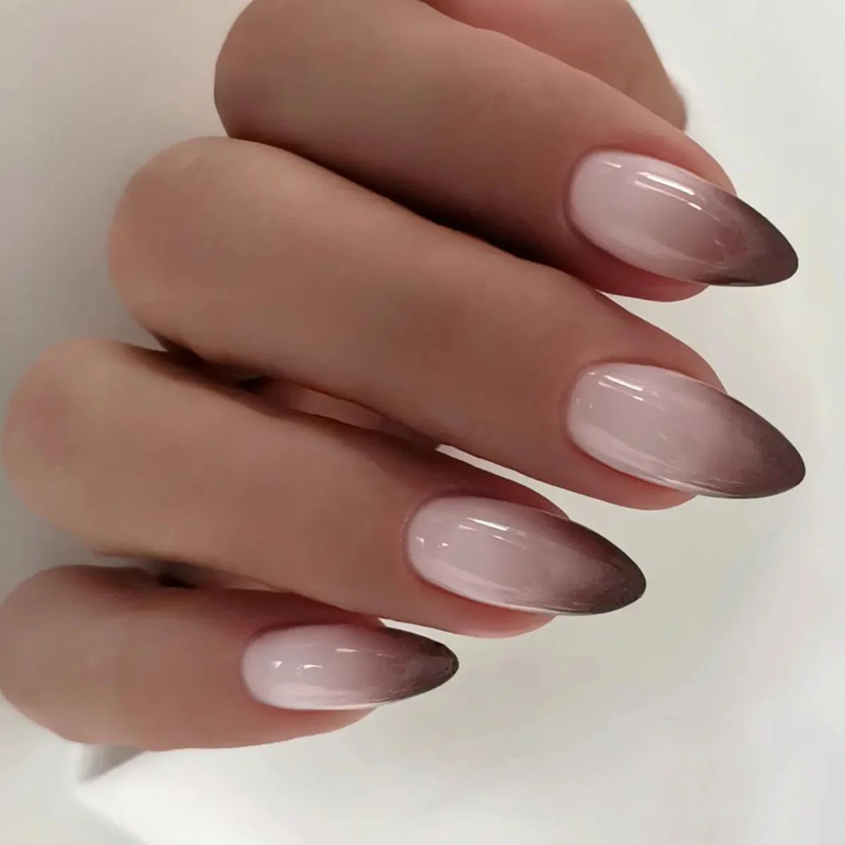 طلاء أظافر مدبب متدرج طويل ، أظافر مزيفة ، اضغط على أطراف الأظافر ، أظافر صناعية ، يمكن ارتداؤها ، أظافر صناعية لوزية ، منتهية ، 24 *