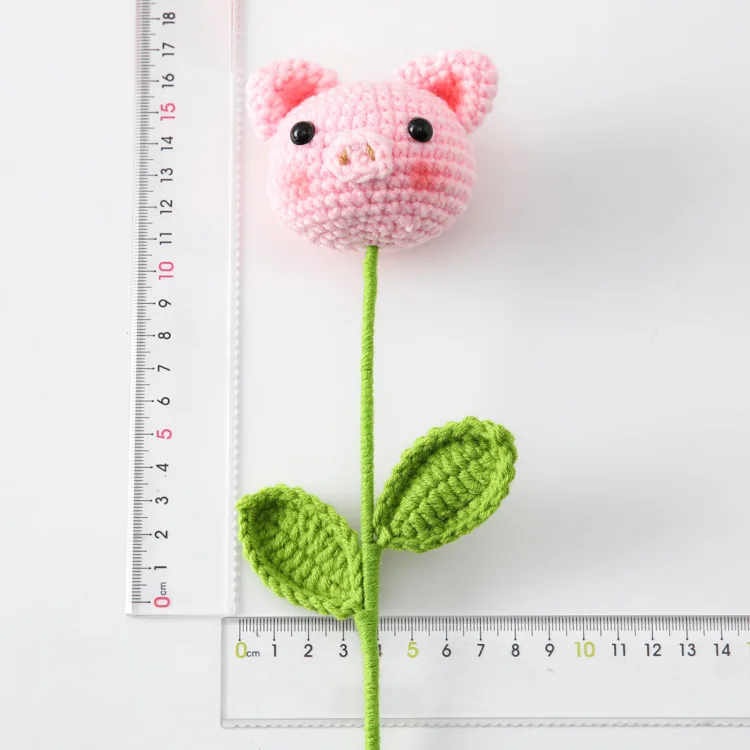 Handmade Simulation Wool Crochet Flower Cartoon Animal Bouquet Pig Panda Rabbit Kitty Doll Gif For Kids Children Wholesales 2024