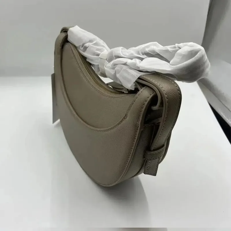 2025 Y2KFrance nye dames crossbodyas، الوضع الرجعية، zwart lederen ≥formige tas، lichtge الوزن ontwerp dames schoudertas