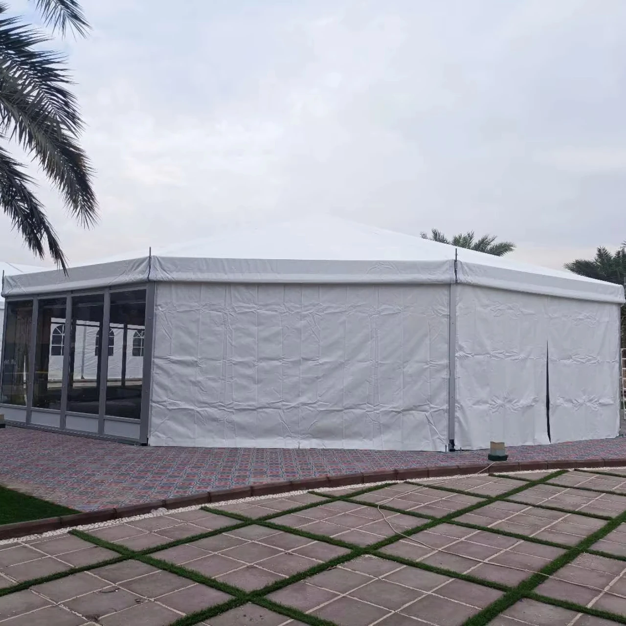 Custom Large Decagonal Marquee Tent Luxury Aluminum Frame Waterproof Outdoor Wedding Event Party Polygon Tent Design