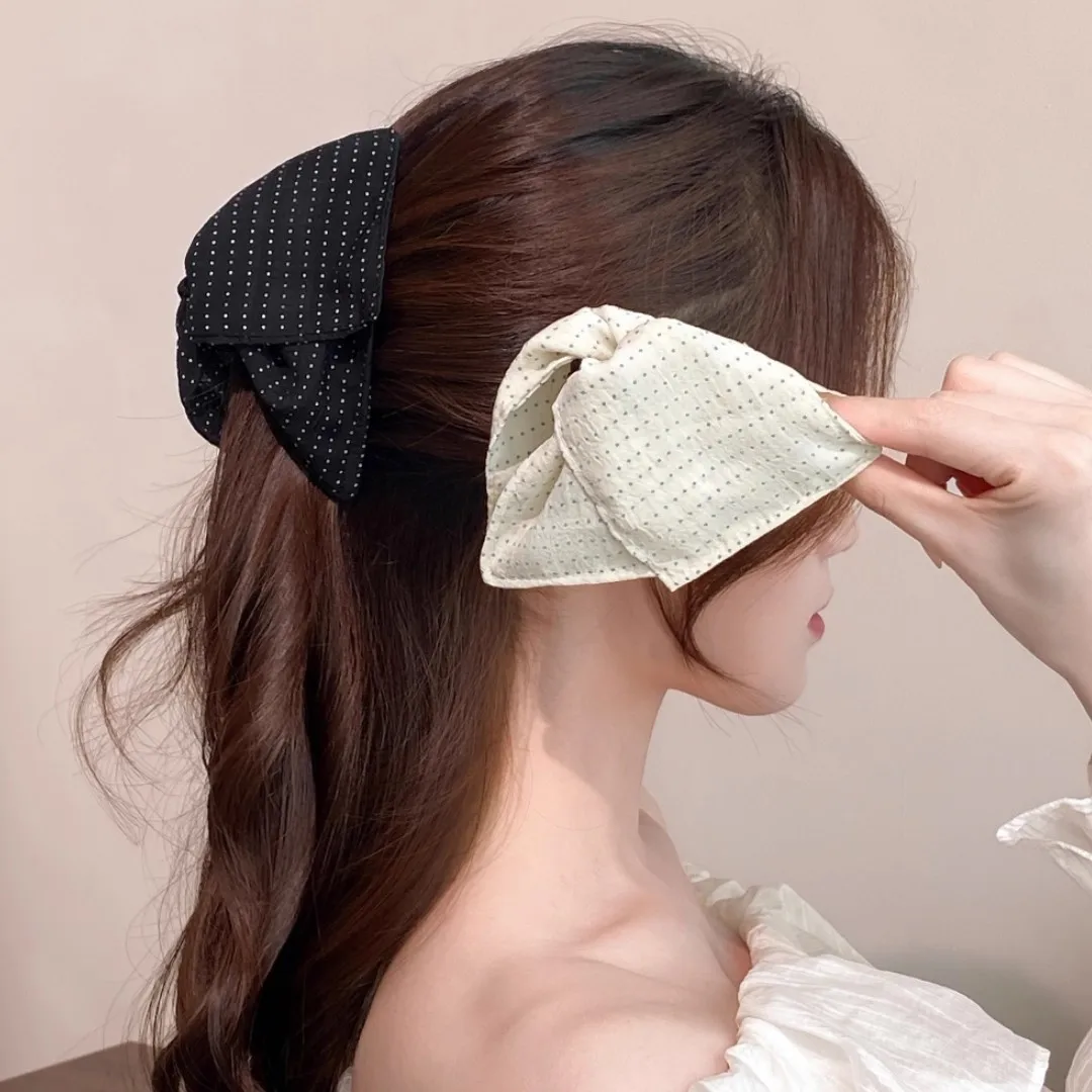 

French Hepburn style triangle fabric polka dot flap clip fashion temperament back head hairpin updo shark clip hair accessories