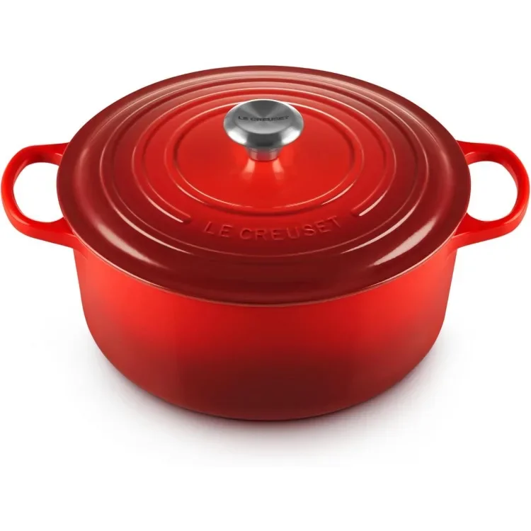 Christmas.Enameled Cast Iron Signature Round Dutch Oven, 7.25 qt., Cerise