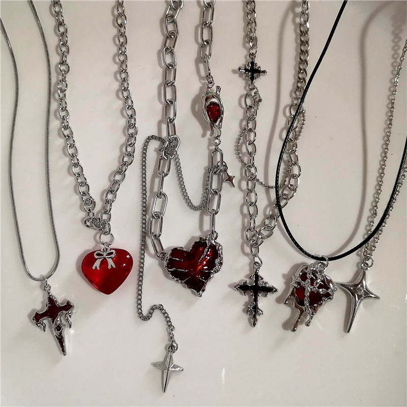 Punk Gothic Red Lava Star Cross Heart Pendant Leather Rope Naszyjnik Kobiety Mężczyźni Hip Hop Y2K 90s EMO Akcesoria Estetyczna biżuteria
