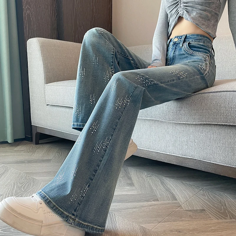 

Модные женские джинсы с высокой талией со стразами, новинка 2023 года, осенние облегающие расклешенные джинсовые брюки, весенние шикарные брюки