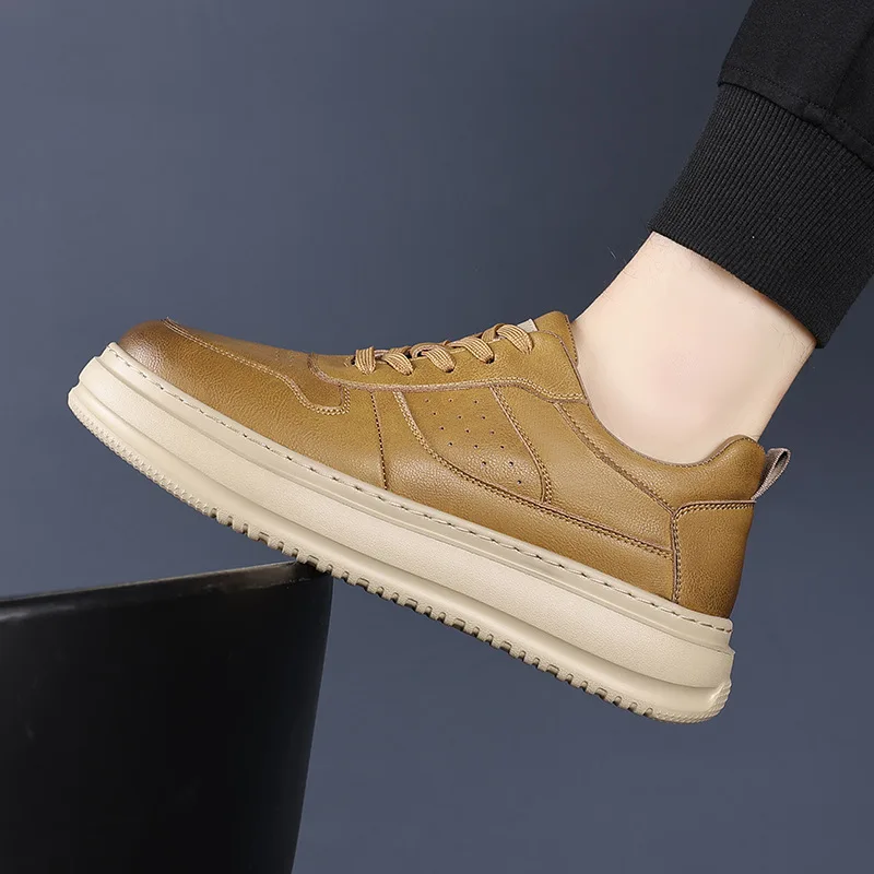 

Men‘s 2025 British Style Work Boots Business Casual Leather Shoes Chunky Sneakers Comfortable Soft Sole Autumn Winter Commuting