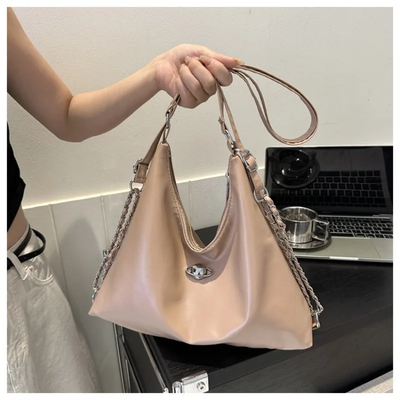 Women's New Lazy Style Chain Bucket Shoulder Bag Student Class Large Capacity Crossbody Bag Luxury Brand Female Shoulder Bag