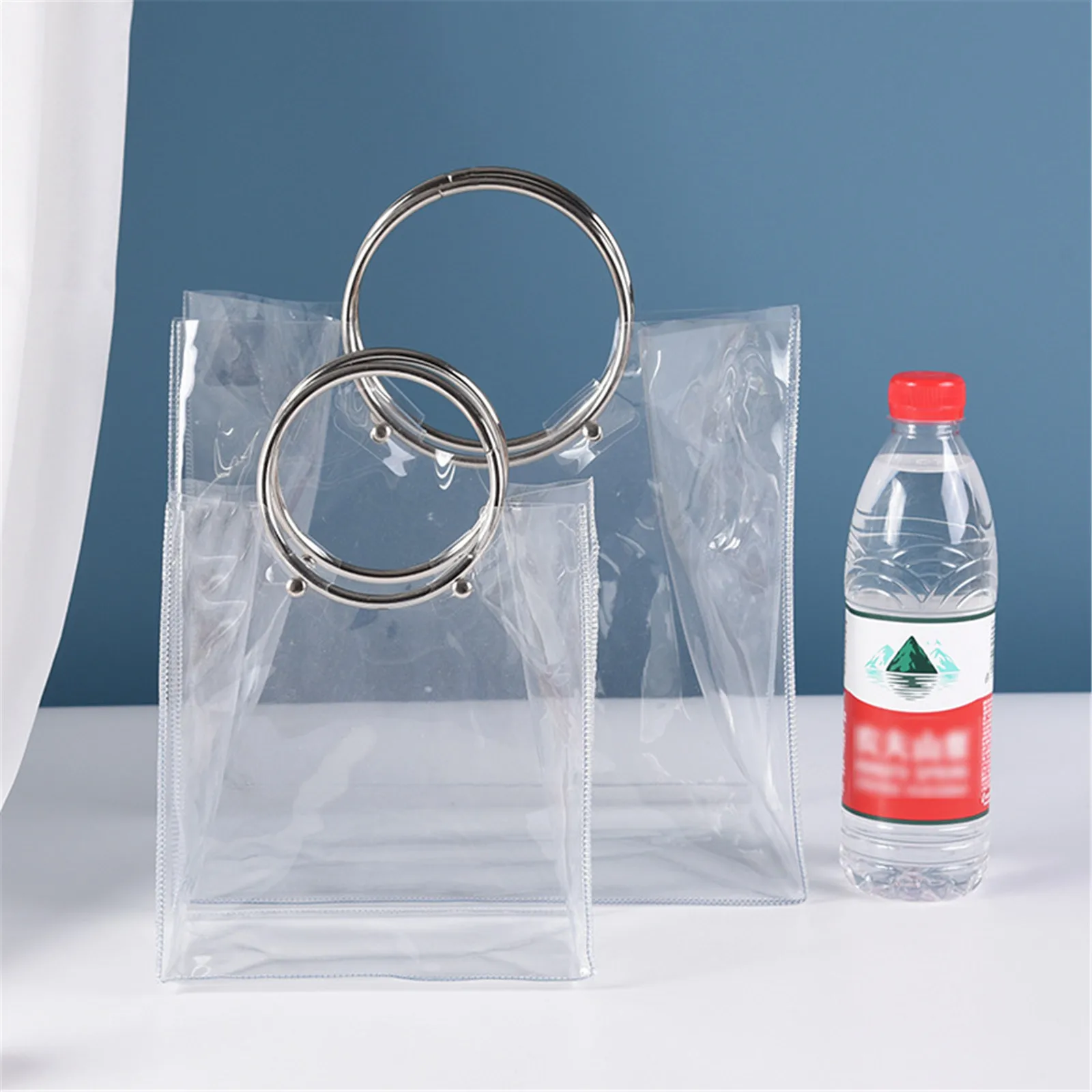 INS Transparent PVC Handbag Round Handheld Wedding Companion Gift Candy Bag Flower Packaging Bag Gift Bag Wholesale