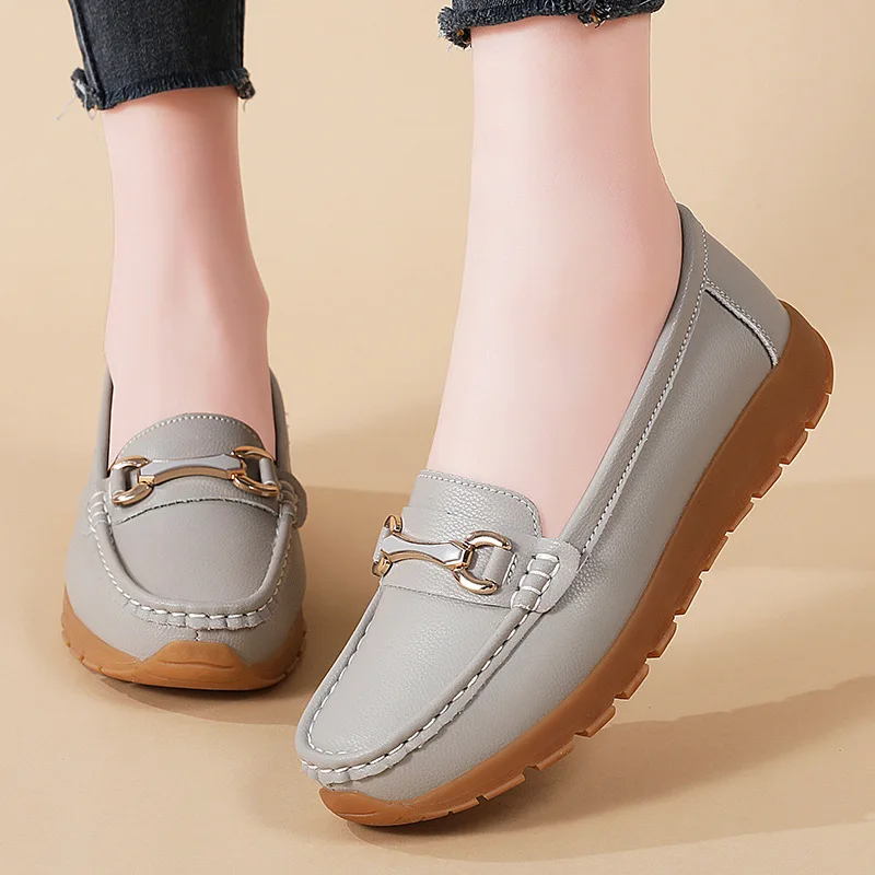 New Arrival Plus Size 44 Women's Casual Loafers Spring and Autumn Fashion Slip on Soft Leather Women's Moccasins Zapatos Mujer