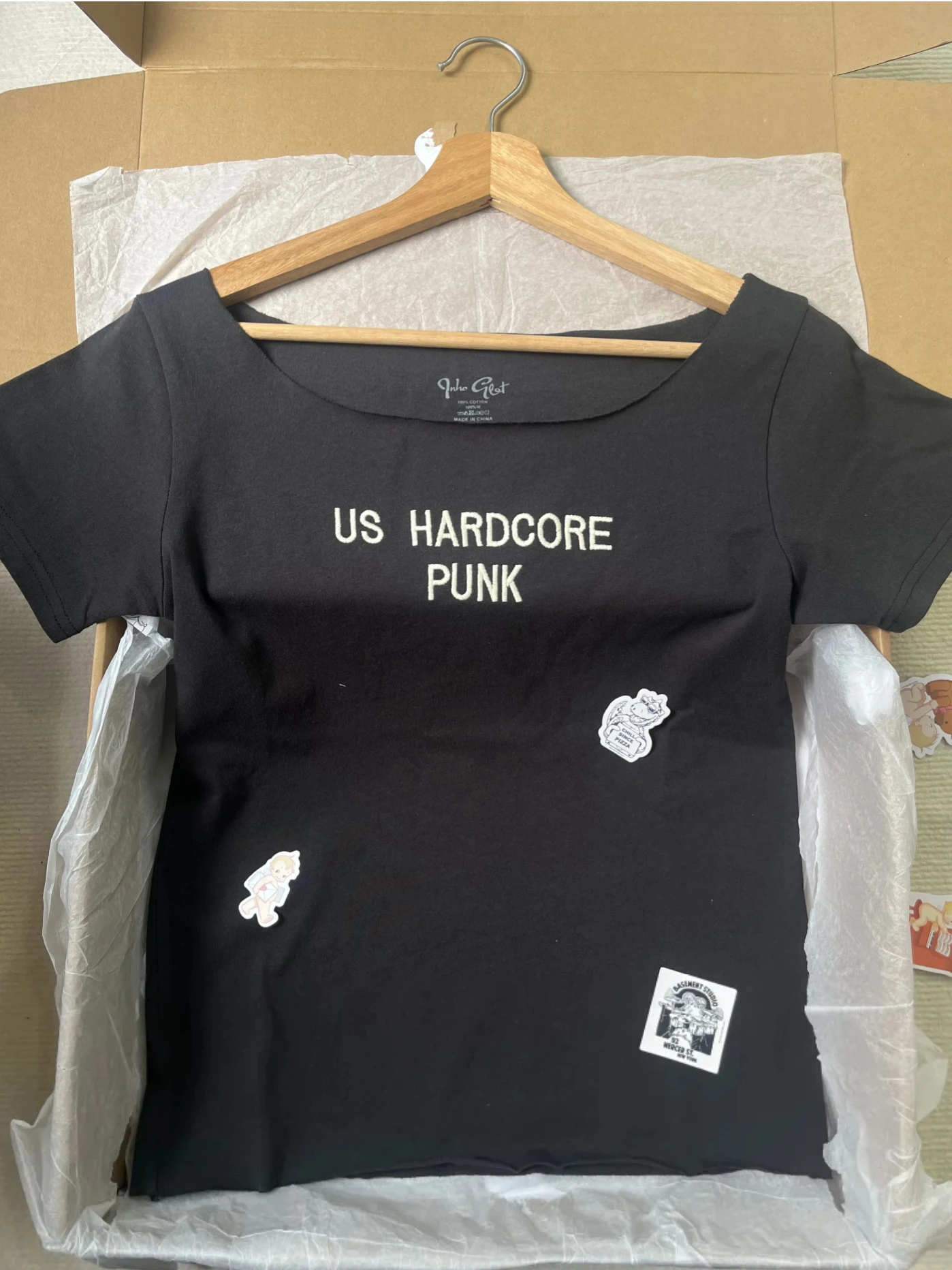 Brief Stickerei Dünnes T-shirt Frau Sommer Slash Neck Raw Saum Kurzarm T-shirts Vintage Streetwear Baumwolle T-shirt Y2k Tops – Detail 1