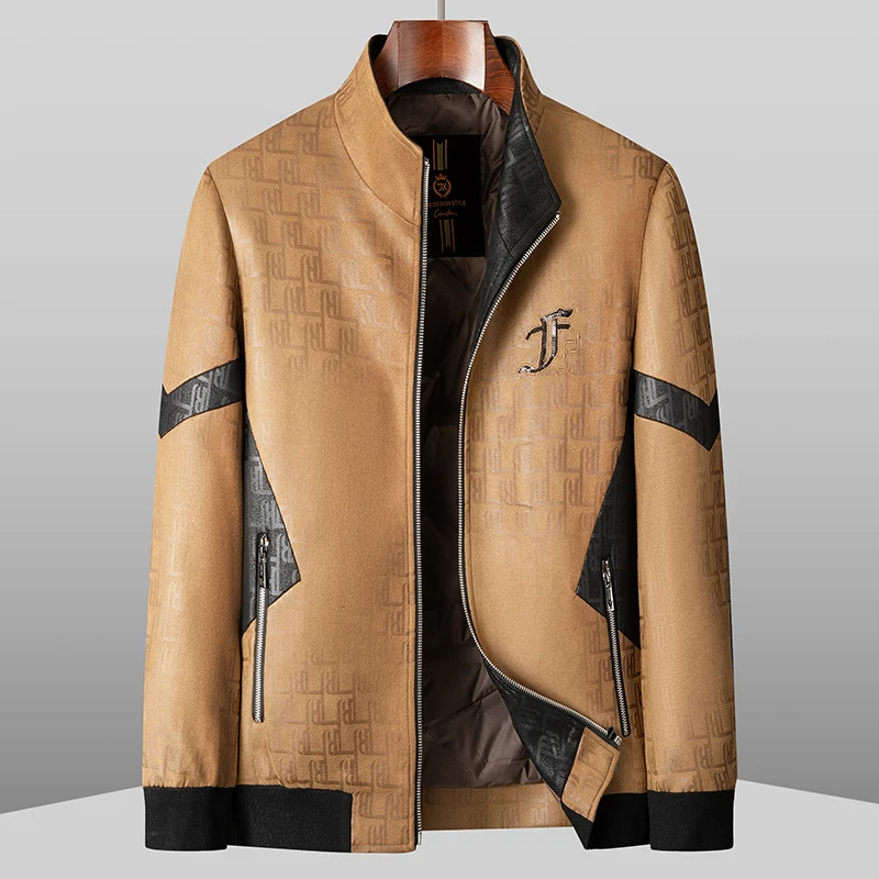 

Осенне-зимняя матовая кожаная куртка с наполнителем из 90% утиного пуха, воротник-стойка, облегающая, с вышивкой, для среднего возраста.