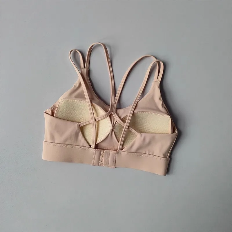 Einfarbiger, weicher Fitness-BH mit überkreuzten Trägern für Damen, Yoga-Top, stoßfestes Sport-Oberteil mit Polster, Push-Up, verstellbarer Sport-BH. – Detail 13