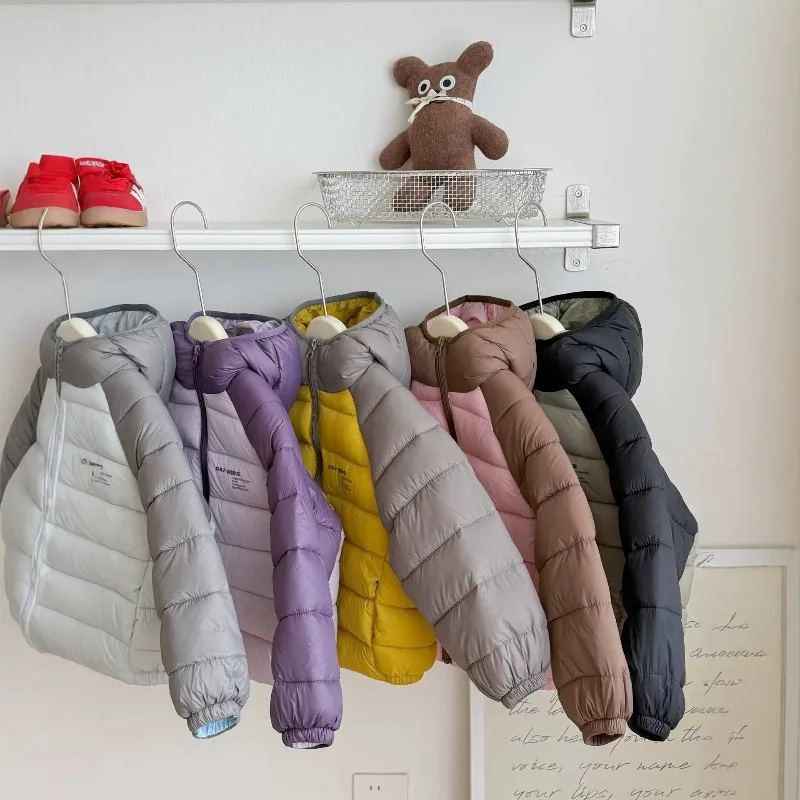 Kinder-Daunenjacke aus verdickter Baumwolle, wasserdicht, koreanische Version, kurzer Outdoor-Mantel für Jungen und Mädchen, bequemes „Bread“-Design – Detail 2