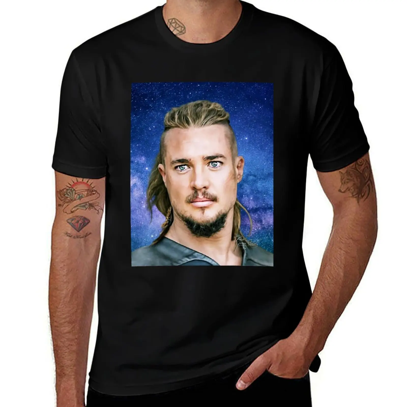 Great Gift Uhtred Of Bebbanburg Idol Gift Fot You T-Shirt Daily Work Short Sleeve Top T-Shirt
