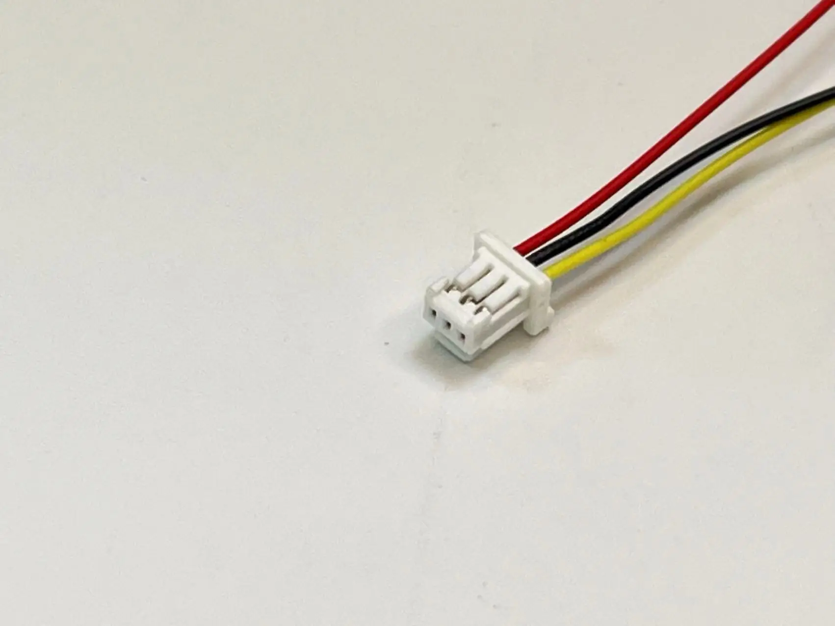 5019390300   حزام الأسلاك، سلسلة MOLEX PICO CLASP 1.00 مم كابل 3P، عاري الرف التسليم السريع