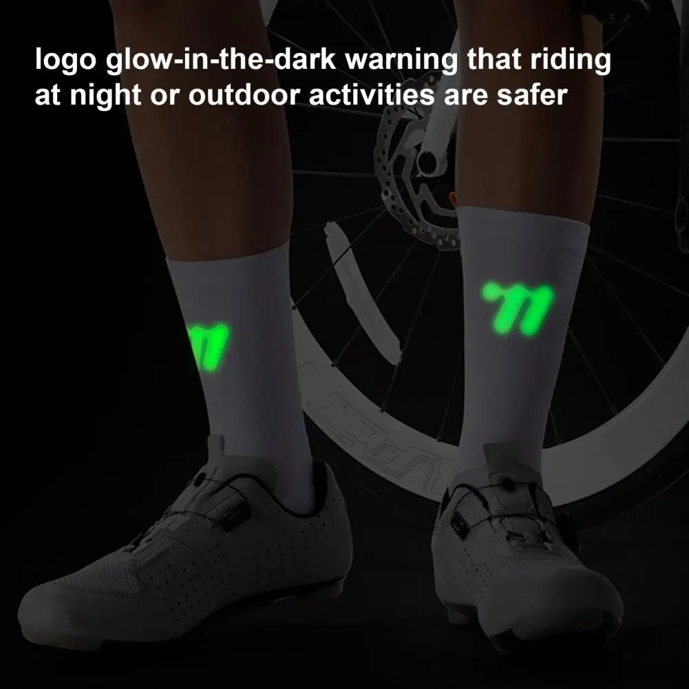 Reflective Cycling Socks Breathable Men Women Outdoor Hiking Climbing Night Riding Running Luminous Sports Socks