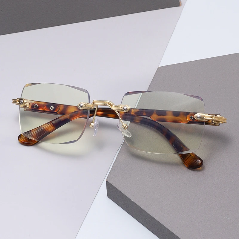Rahmenlose Lesebrille mit diamantgeschliffenem Rand für Männer und Frauen, blaues Licht, hochauflösender Flachspiegel mit gelbem Leopardenmuster