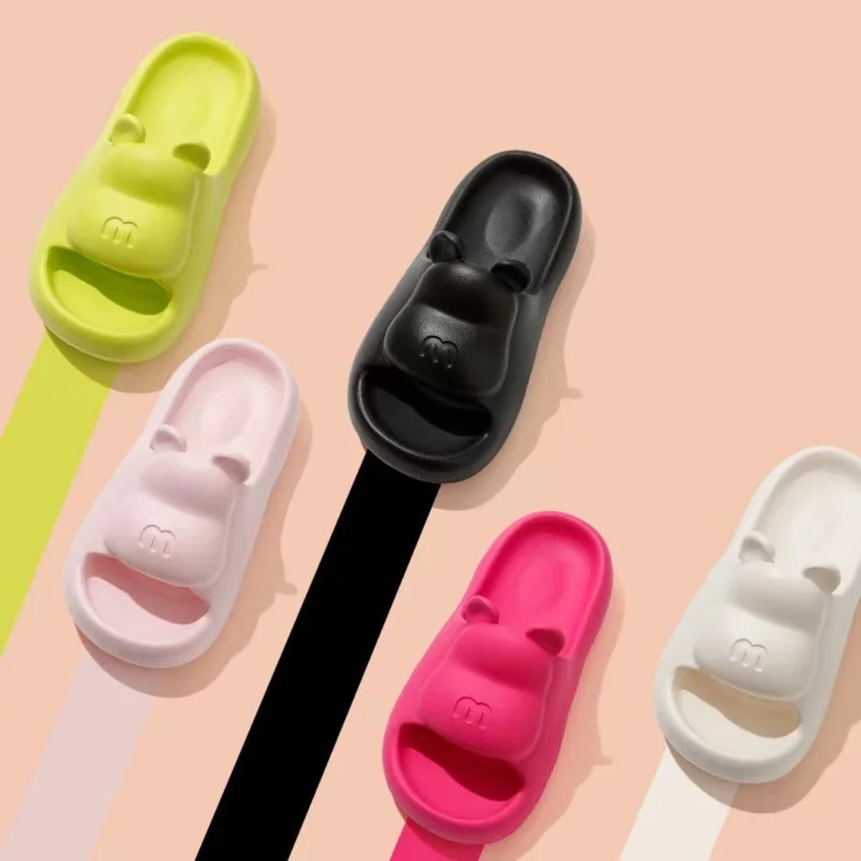  Summer Slippers Bathroom Platform Non-Slip Home Bear Cartoon Flip Flops Beach Women Slipper Sandals Slides Indoor Outdoor Sandal 