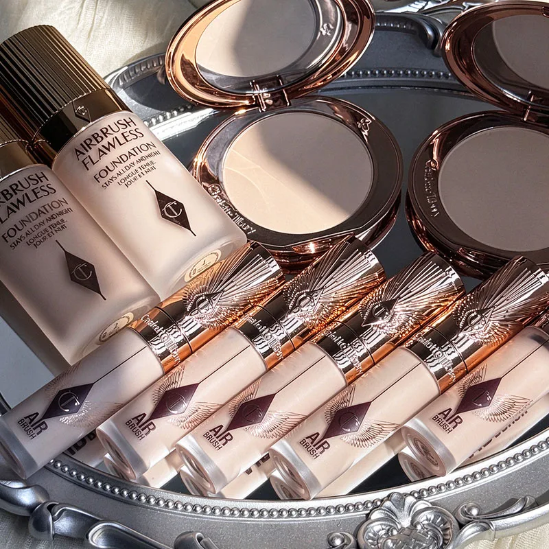 base-liquida-charlotte-em-4-cores-e-novo-corretivo-liquido-para-cobrir-manchas-e-olheiras-da-marca-tilbury