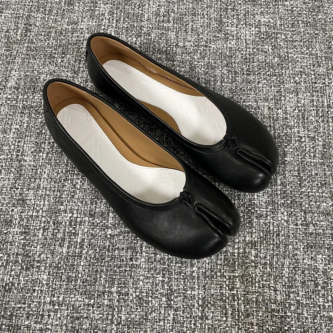 Genuine Leather Tabi Shoes Handmade Women Flats High Quality Sheepskin Shoes Female Boat Shoes Luxury Design Split-Toe Mules