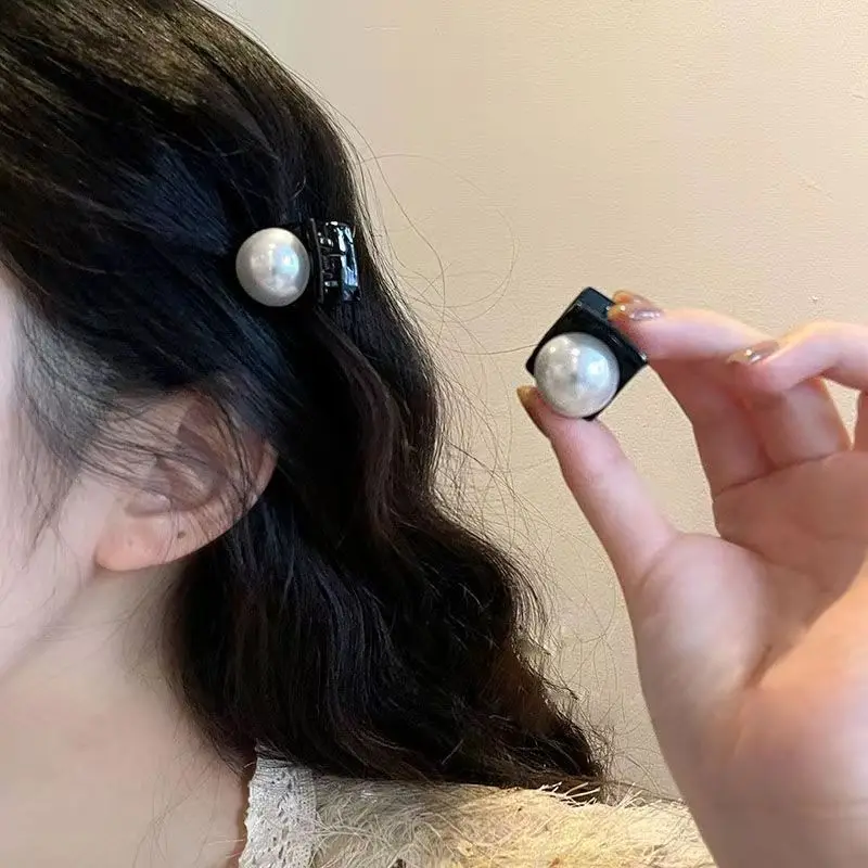 Thumbnail 3 - #9 Trending Metal Hair Clip Sets Right Now