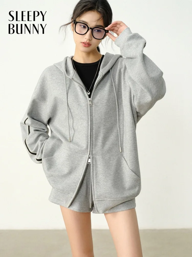 

Casual Oversized Zip Up Hoodie Women Loose Fit American Style Hooded Sweatshirt Autumn Relaxed Cardigan Jacket for Daily Wear