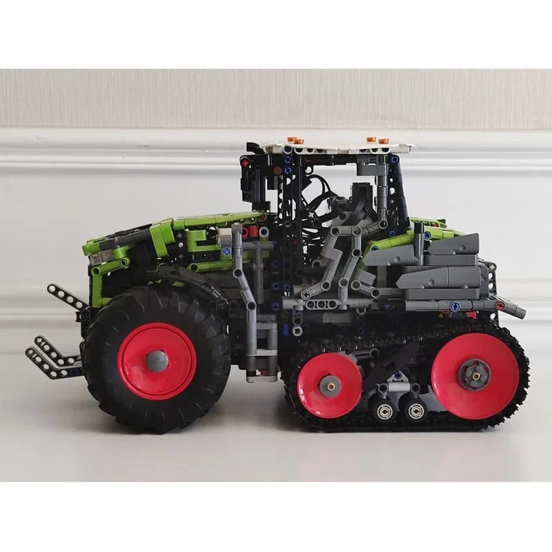 

MOC-256008 Farm Agricultural Remote Control Tractor Building Block Model 2192 Parts Boys' Children's Birthday Christmas Toy Gift