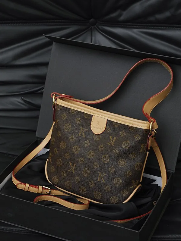 

Большая сумка с монограммой 2025 года, роскошная женская сумка с верхней ручкой, через плечо под мышками, минималистичная сумка «день-ночь», текстурированная