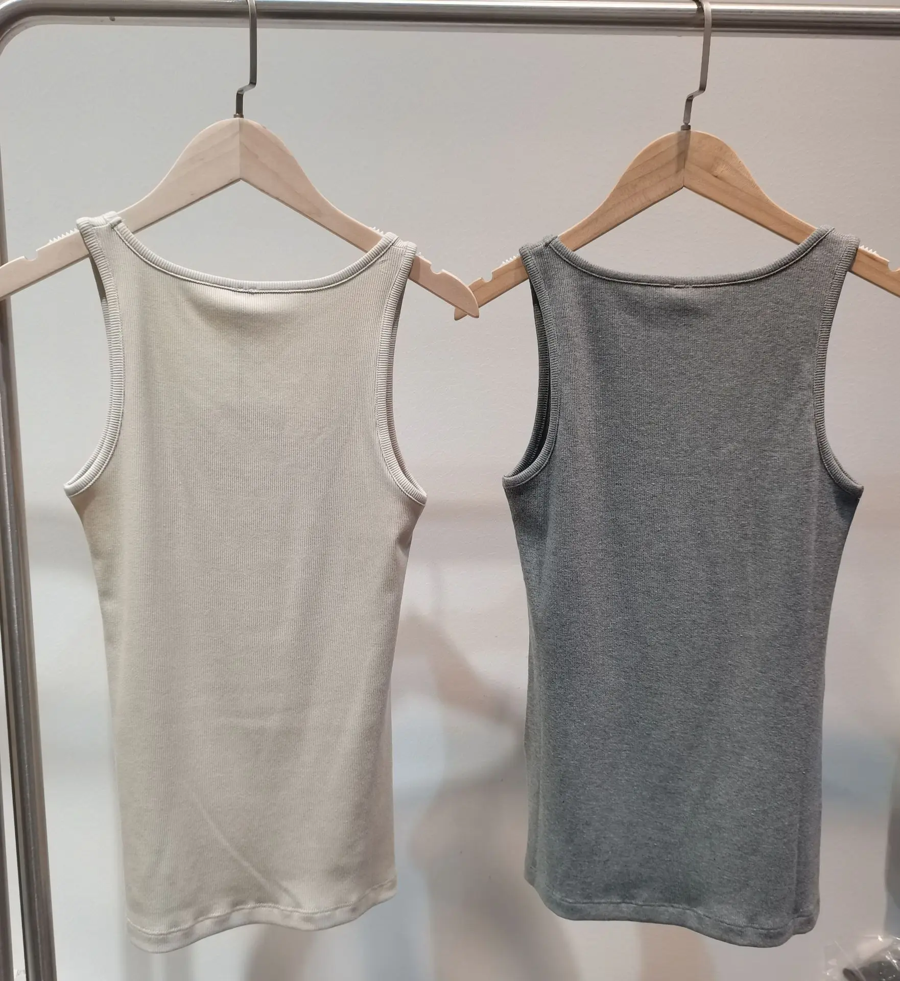 

Майка женская с U-образным вырезом, облегающий Повседневный однотонный топ без рукавов, весна-лето 2024