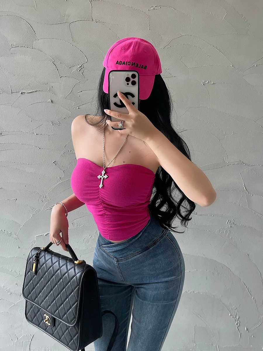 Sexy Short Crop Top Tube Bralette for Young Girls Trendy Pleated Slim Fit Backless Design with Chest Pad Pure Desirable Look