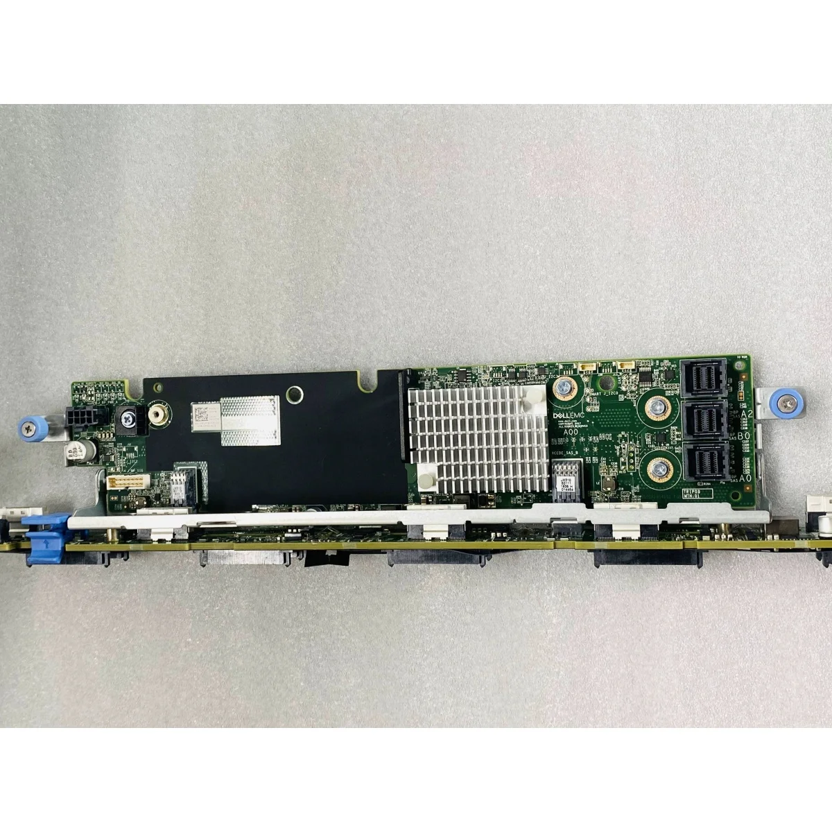 R640 server 2.5 HDD ,10-position backplane, MWY54 PGJ4P