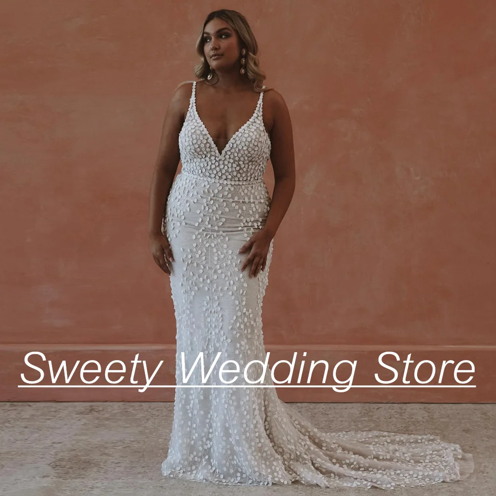 Jiayigong Lace Mermaid Wedding Dress Plus Size Sexy Spaghetti Straps V Neck Open Back Sweep Train Bridal Gown Robe Mariee