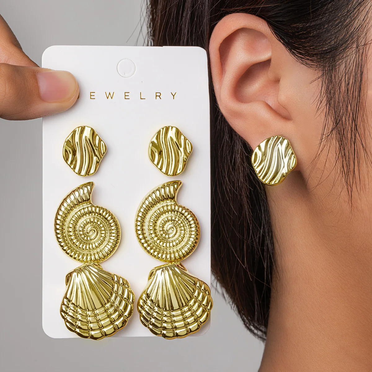 

3 pairs of beach style acrylic shell starfish multi piece set for women, earrings, card earrings, versatile for daily use