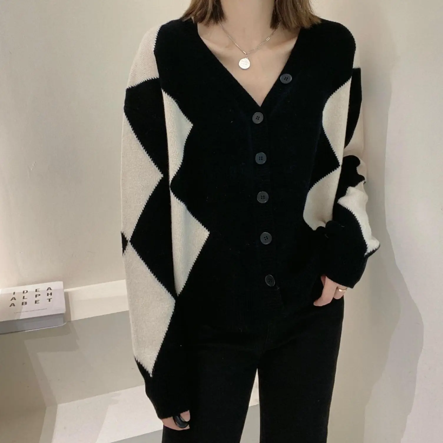 

Свитер женский в Корейском стиле, модный винтажный кардиган в стиле Харадзюку, вязаный джемпер в стиле оверсайз с пуговицами, куртки в стиле преппи, Прямая поставка