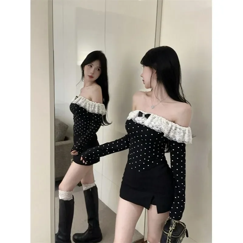 Sweet One-line Collar Off-shoulder Long-sleeved Top for Women Autumn and Winter New Lace Splicing Polka Dot T-shirt
