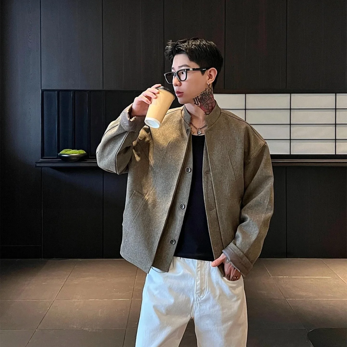 

Trendy Fake Two-Piece Stand Collar Jacket New Rich Spring Fashion Outerwear Standard Fit Pocket Detail Splice Urban Style
