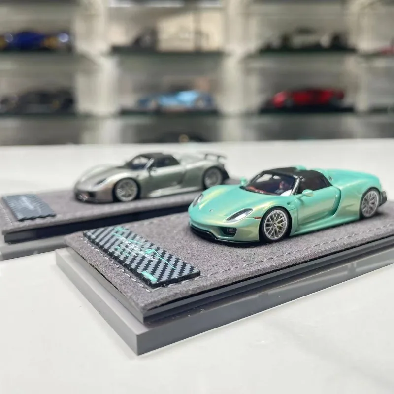 

Модель автомобиля из статической смолы HALO 1 64 918 Spyder, праздничный подарок для детей и коллекционное украшение для взрослых.