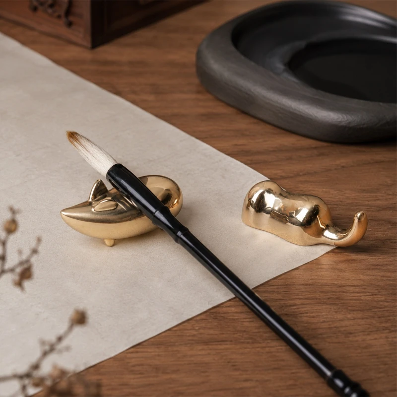 Brass Mouse Pen Rest Paperweight for Calligraphy Painting Desk Decor Use Home Office Study Art Writing Brush Ink Stone Pot