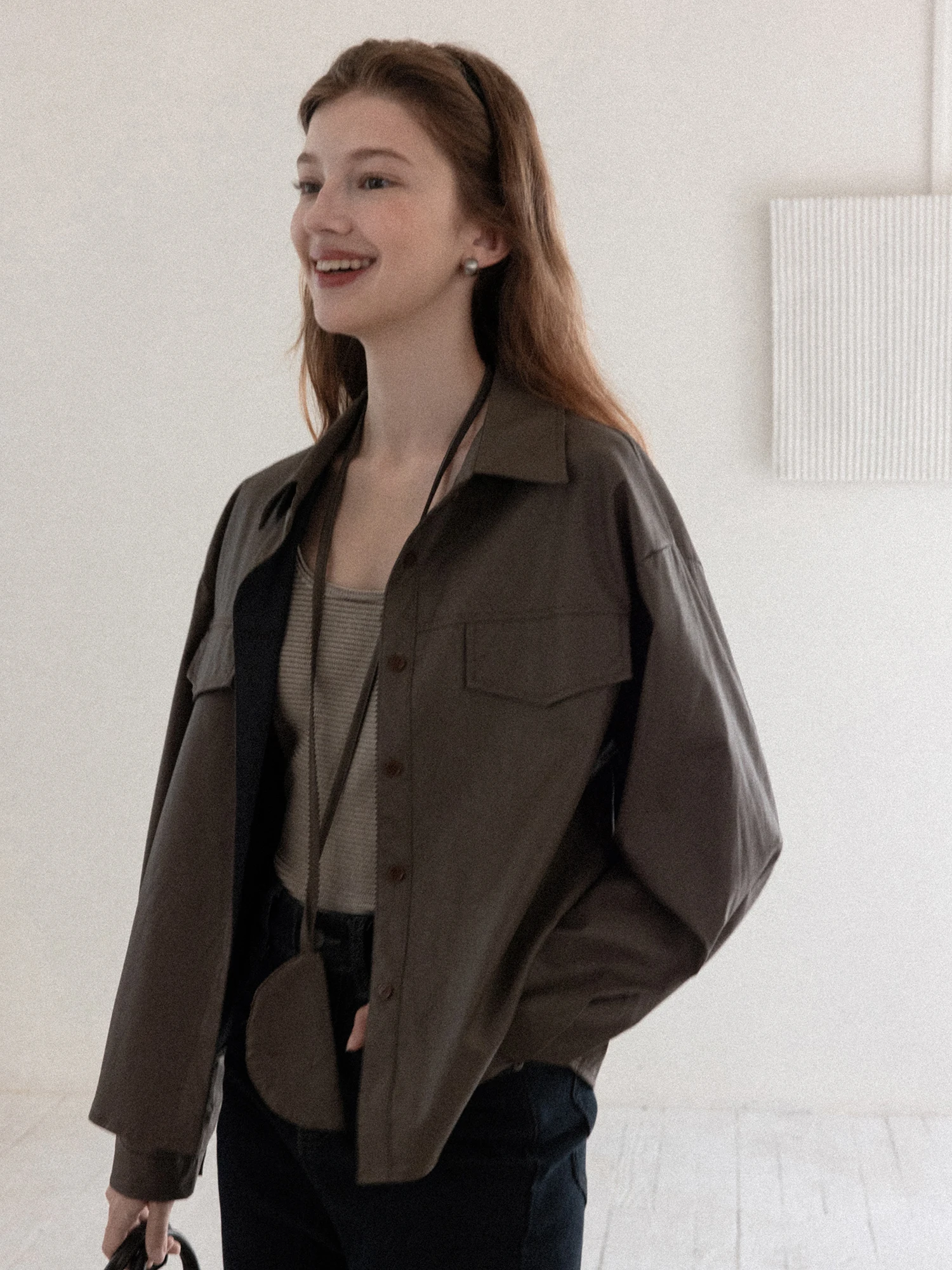 Giacca in Pelle Marrone Stile Retrò Americano da Donna, Design alla Moda per Moto e Pendolarismo, Manica Lunga