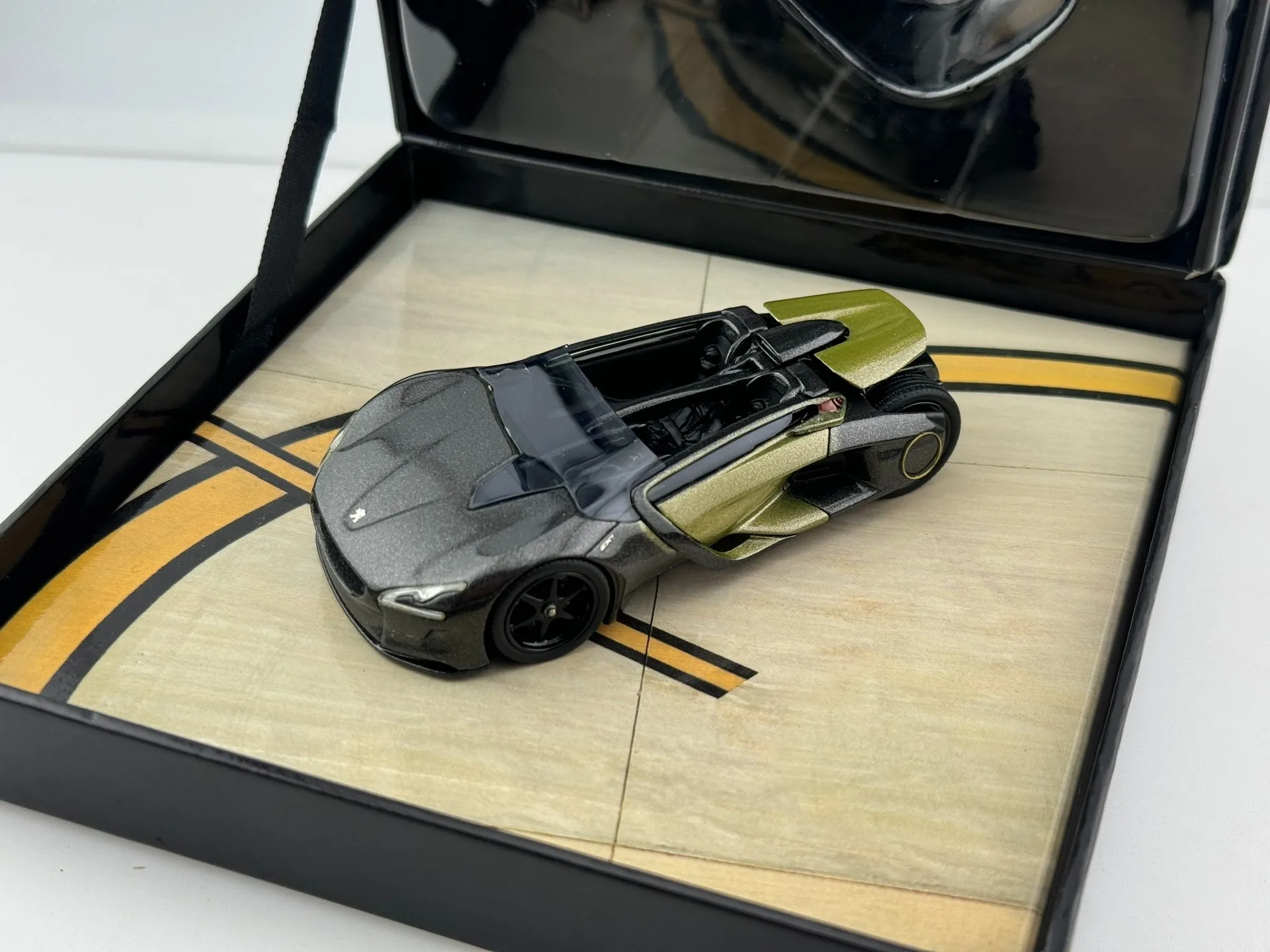ダイキャスト Norev 1/43 スケールプジョーダブル電気コンセプトカーモデルコフレプジョー Ex1 2010 車モデルグッズおもちゃギフト