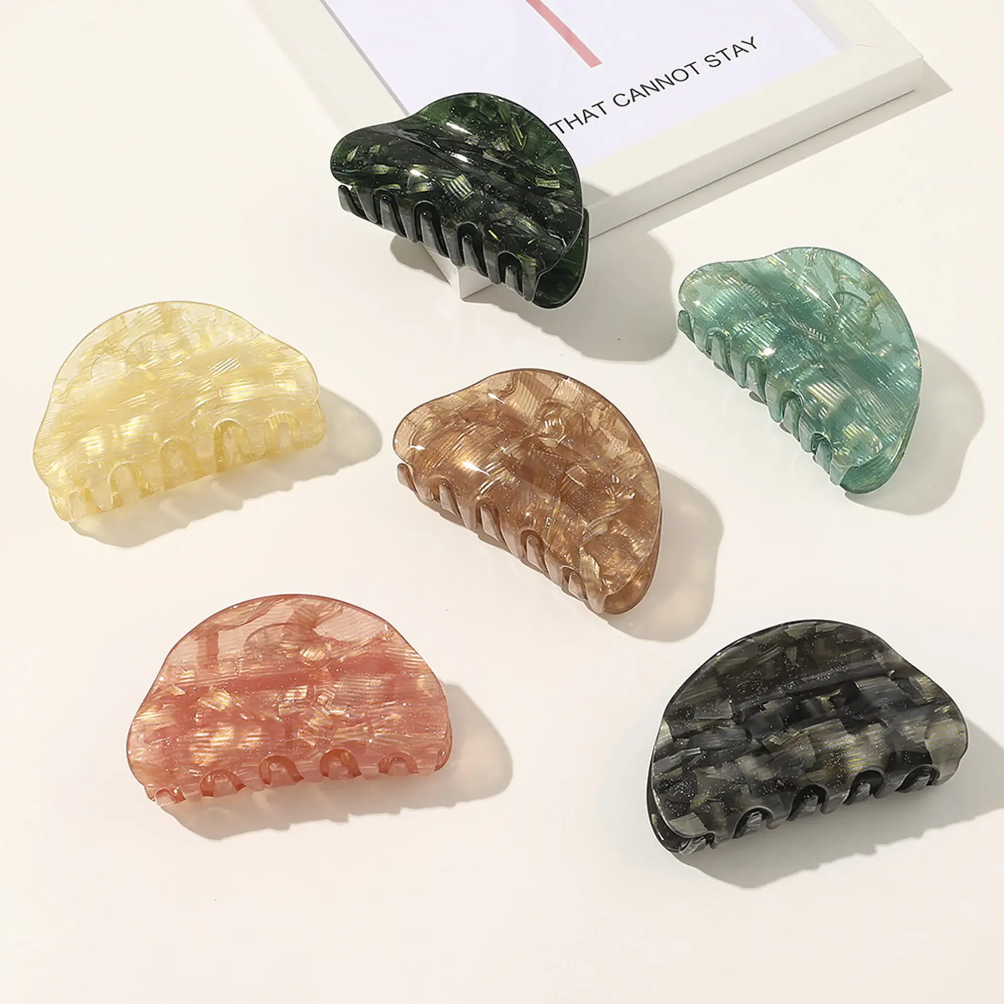 

2pcs/lot 8cm Acrylic Sequin Marble Grain Grab Clip Bath Pan Hair Clip Fashion Women's Hair Clip Diy Hair Accessories