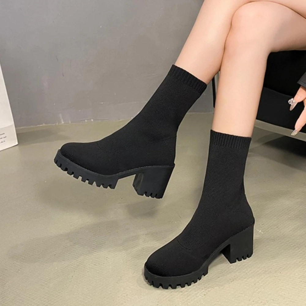 Frühling und Herbst Kurze Stiefel frauen Elastische Schwarze Stiefel Mode Runde Kappe Sexy Elegante Gestrickte frauen Socken Stiefel
