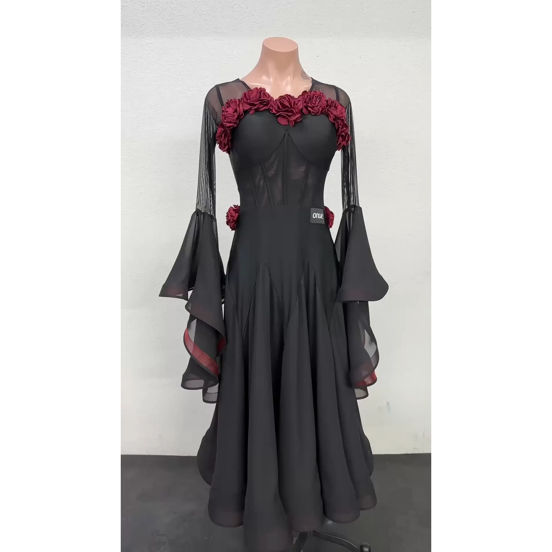 2025 Ballroom Dance Competition Dress Women Flower Mesh Sleeves Black Dress Prom Party Waltz Dance Performance Costume BL16528