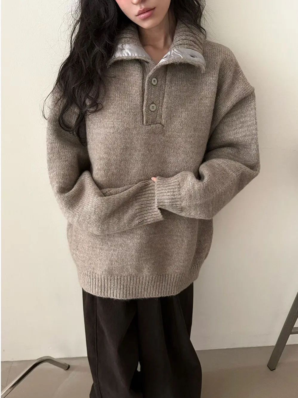 

Женский вязаный свободный свитер с воротником-стойкой и пуговицами, осень-зима, модный универсальный повседневный удобный вязаный топ